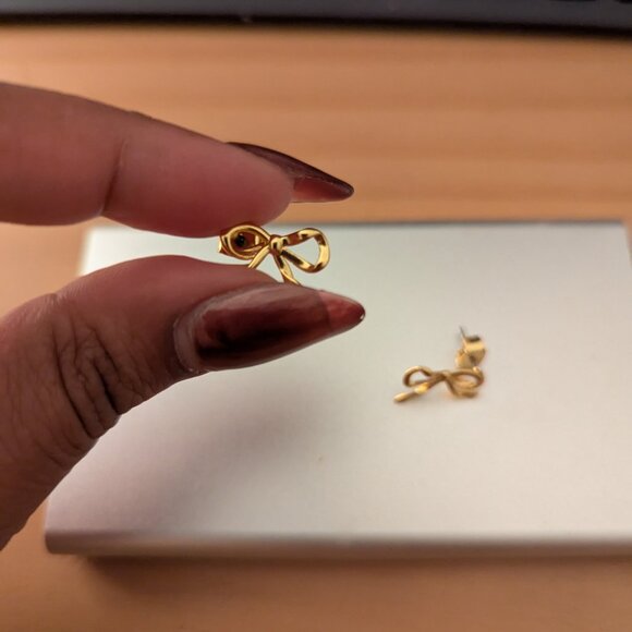 Madewell Bow Earrings - Picture 2 of 4